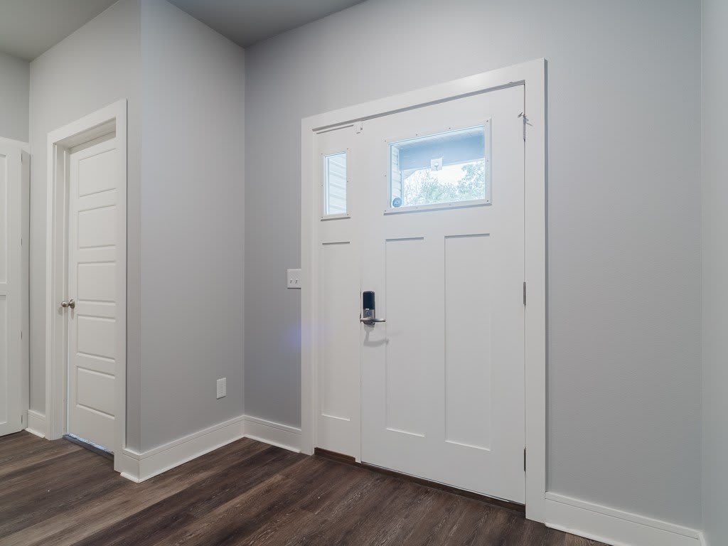 68 Elizabeth Drive – photo 3