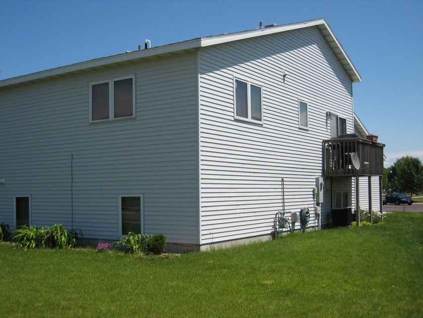 2729 34th Avenue South – photo 2