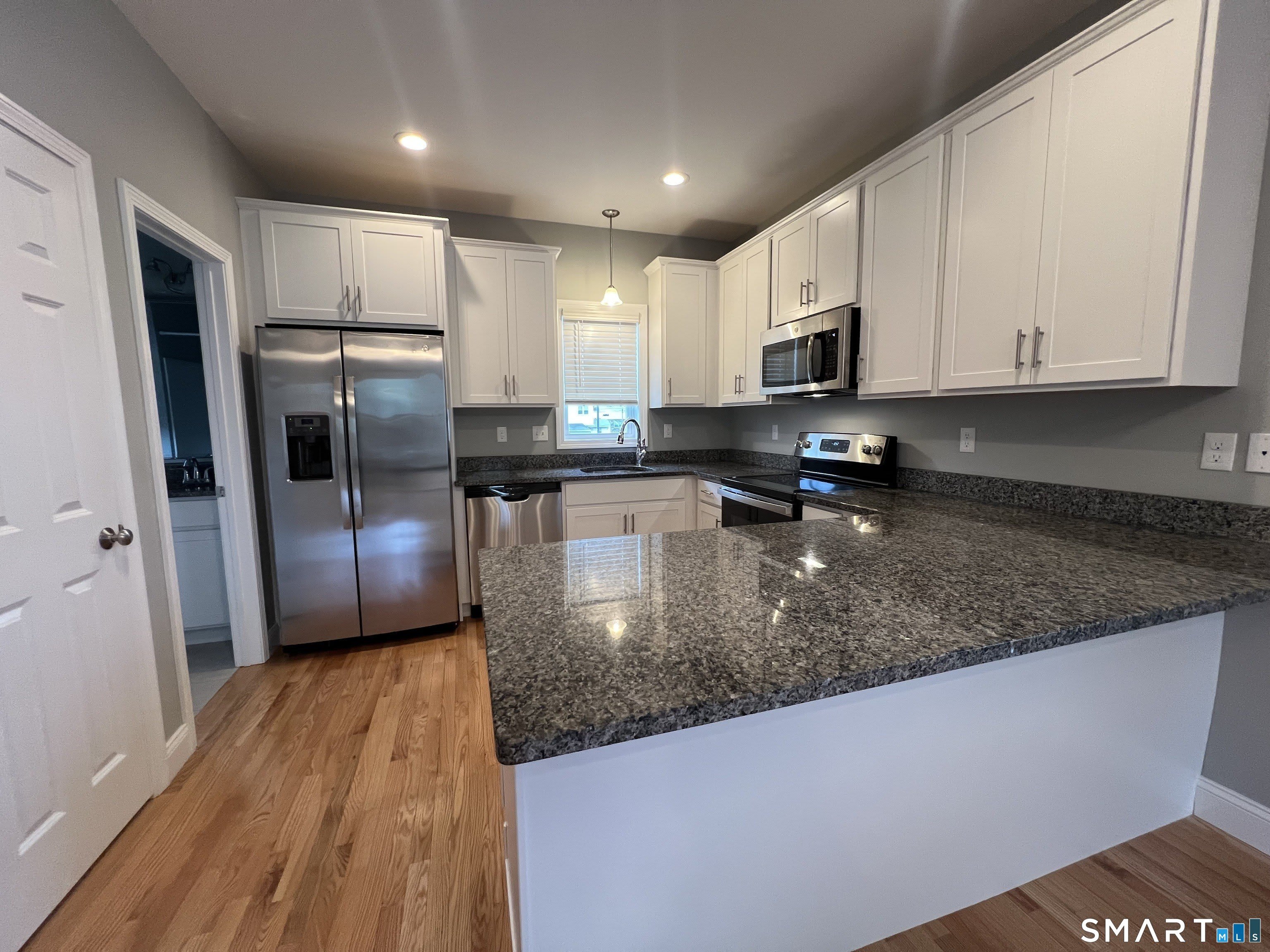 39 Eden Avenue – photo 2