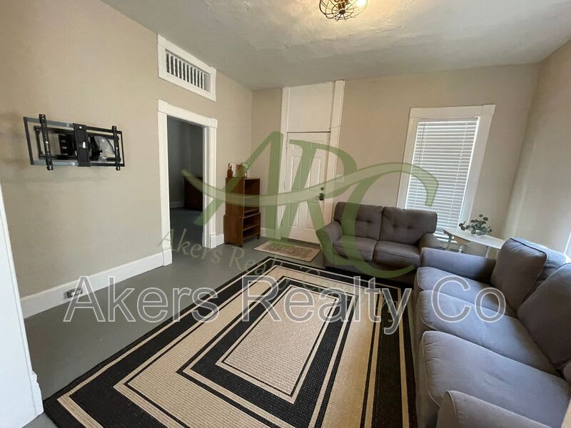 1119 West St – photo 5