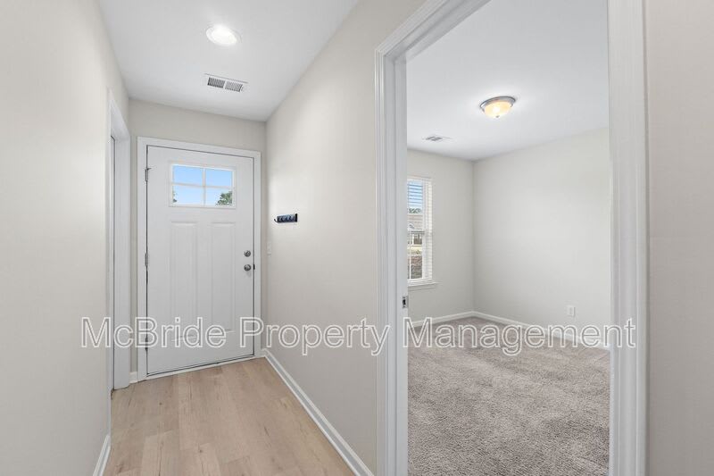 959 Madrid Court – photo 4