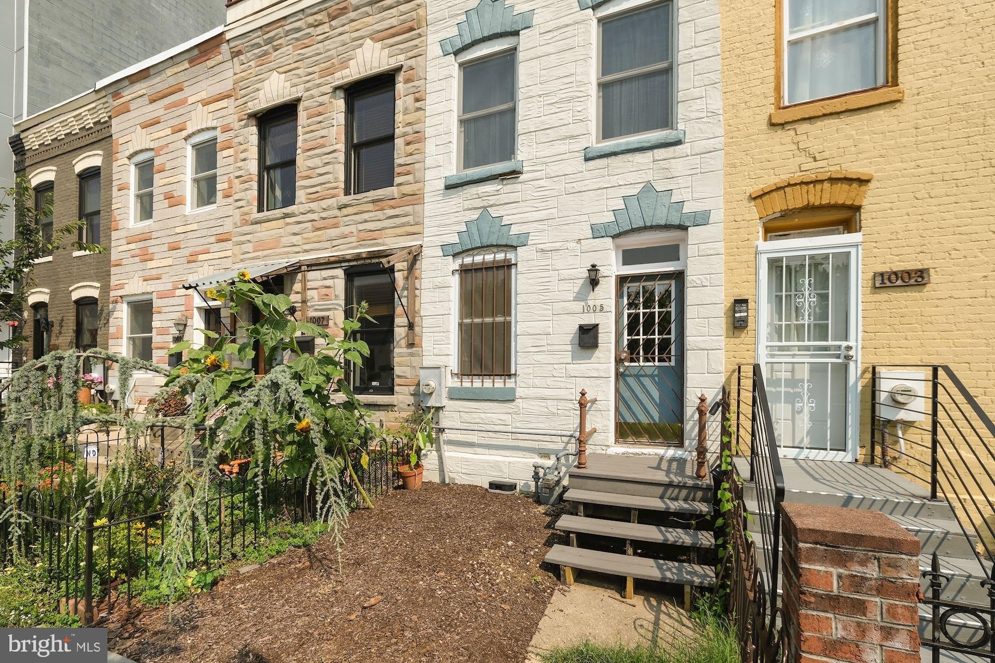 1005 V Street NW – photo 2