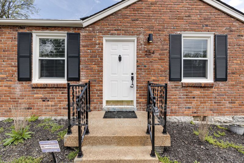 254 Collier Avenue – photo 3