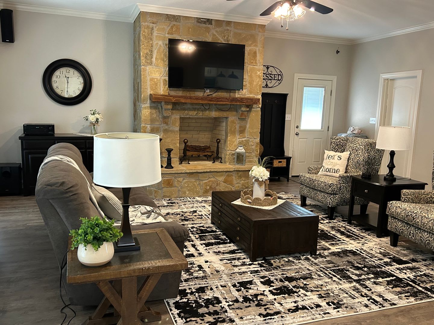 Luxury Furnished Country Home Near Crawford with All Utilities Included! – photo 5