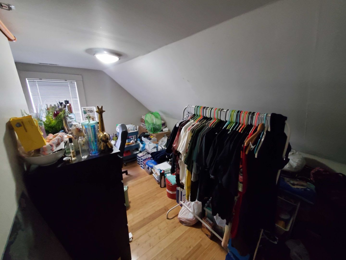 Charming 5 Bedroom-No Broker Fee – photo 3