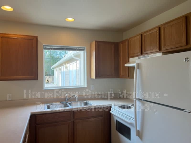 2209 S 12th St W – photo 3