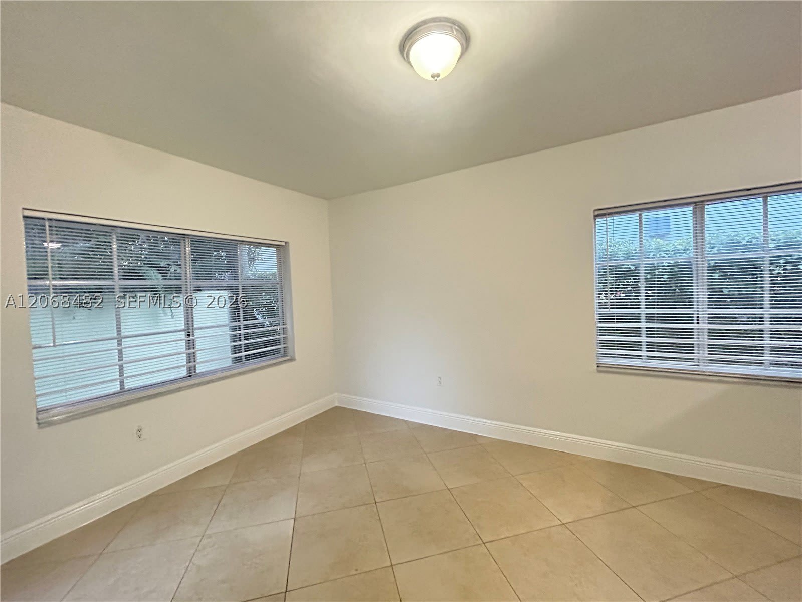 1034 Lenox Ave – photo 5