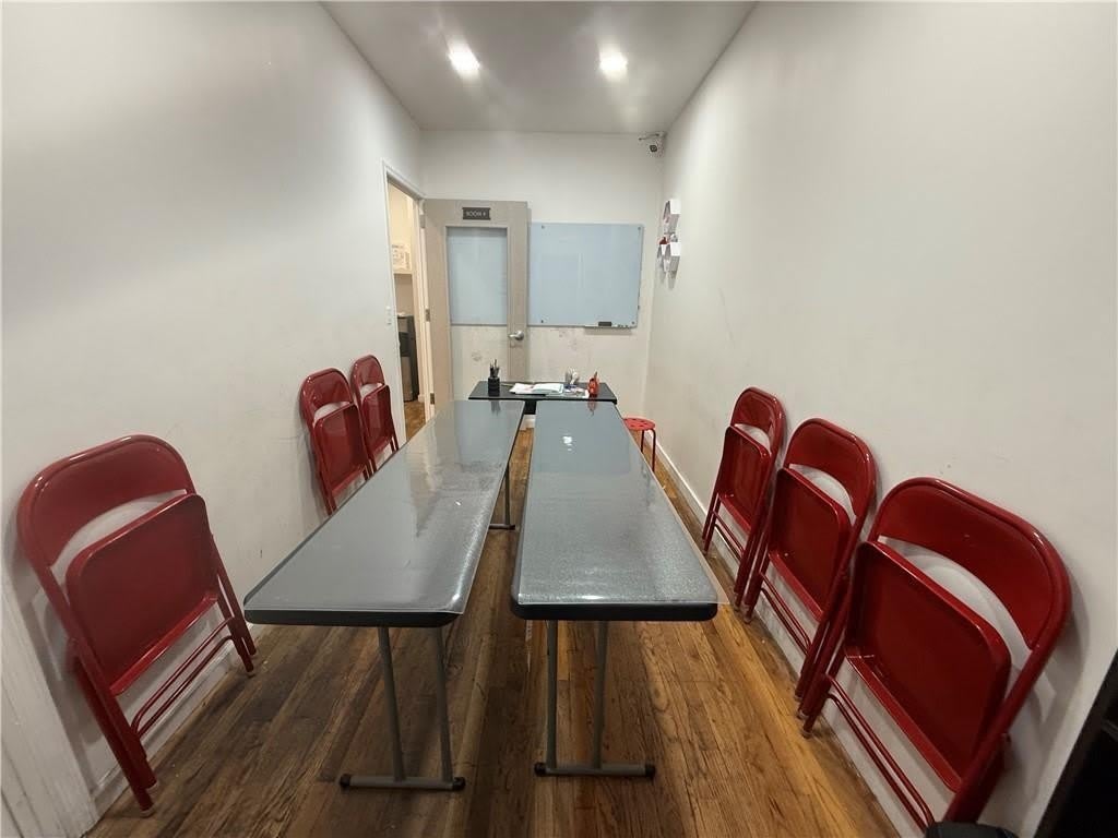 2115 E 16th Street – photo 2