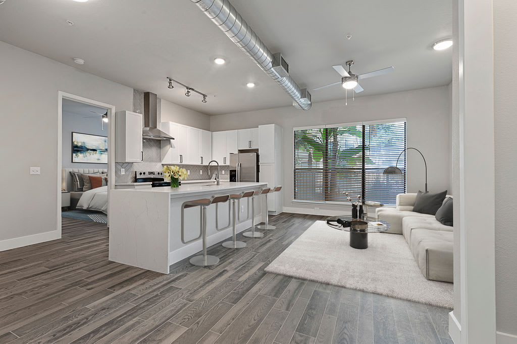 Briar Forest Lofts – photo 2
