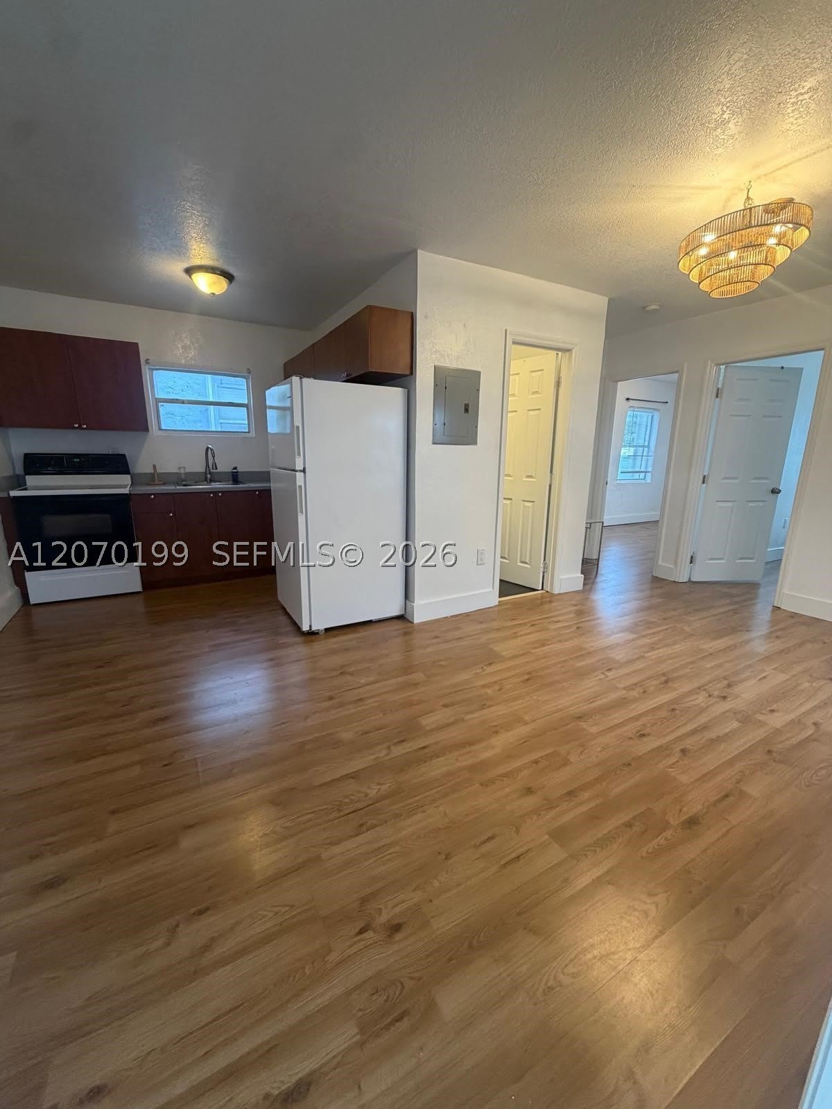 127 NW 47th Ter – photo 4