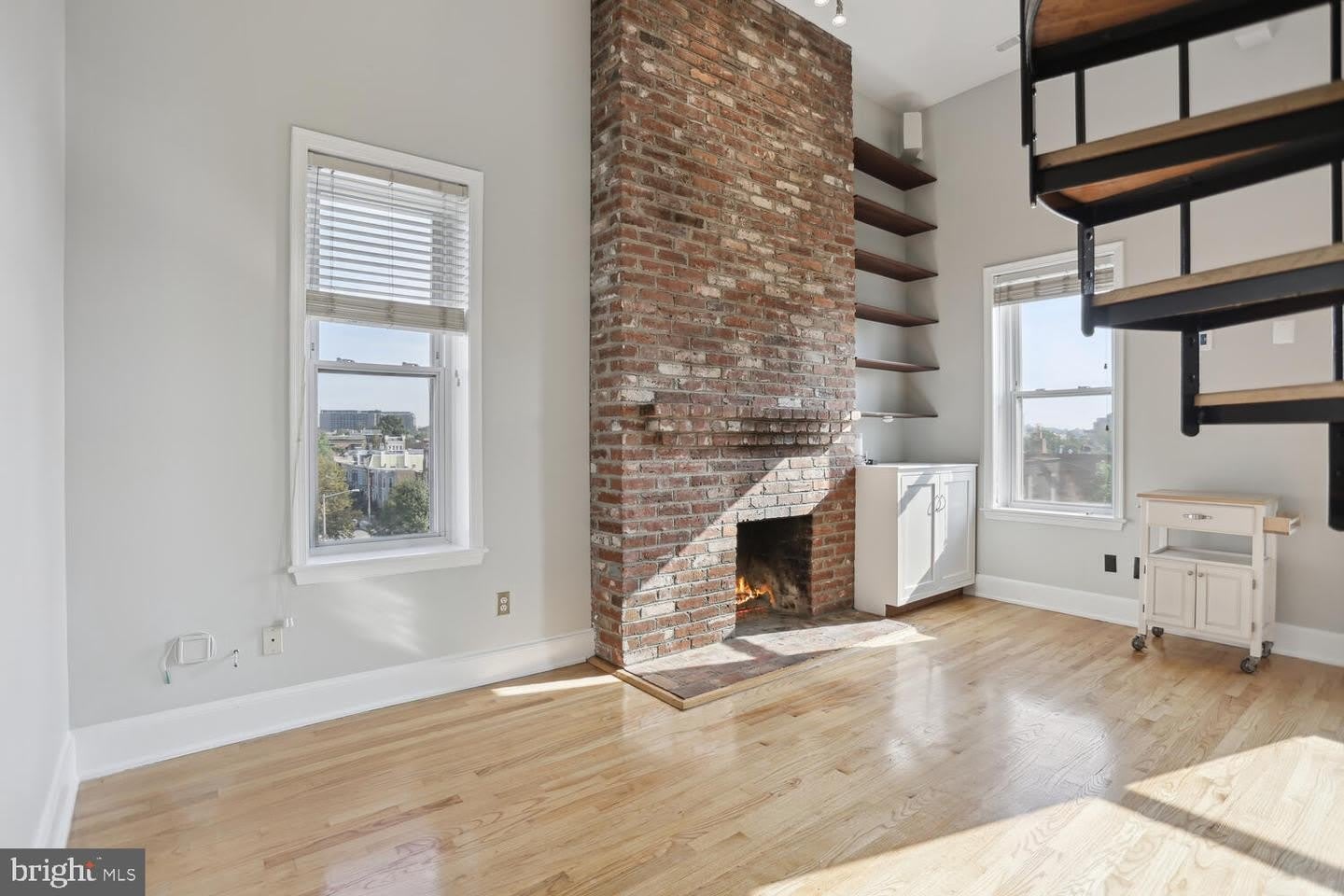 676 4TH ST NE #402 – photo 5