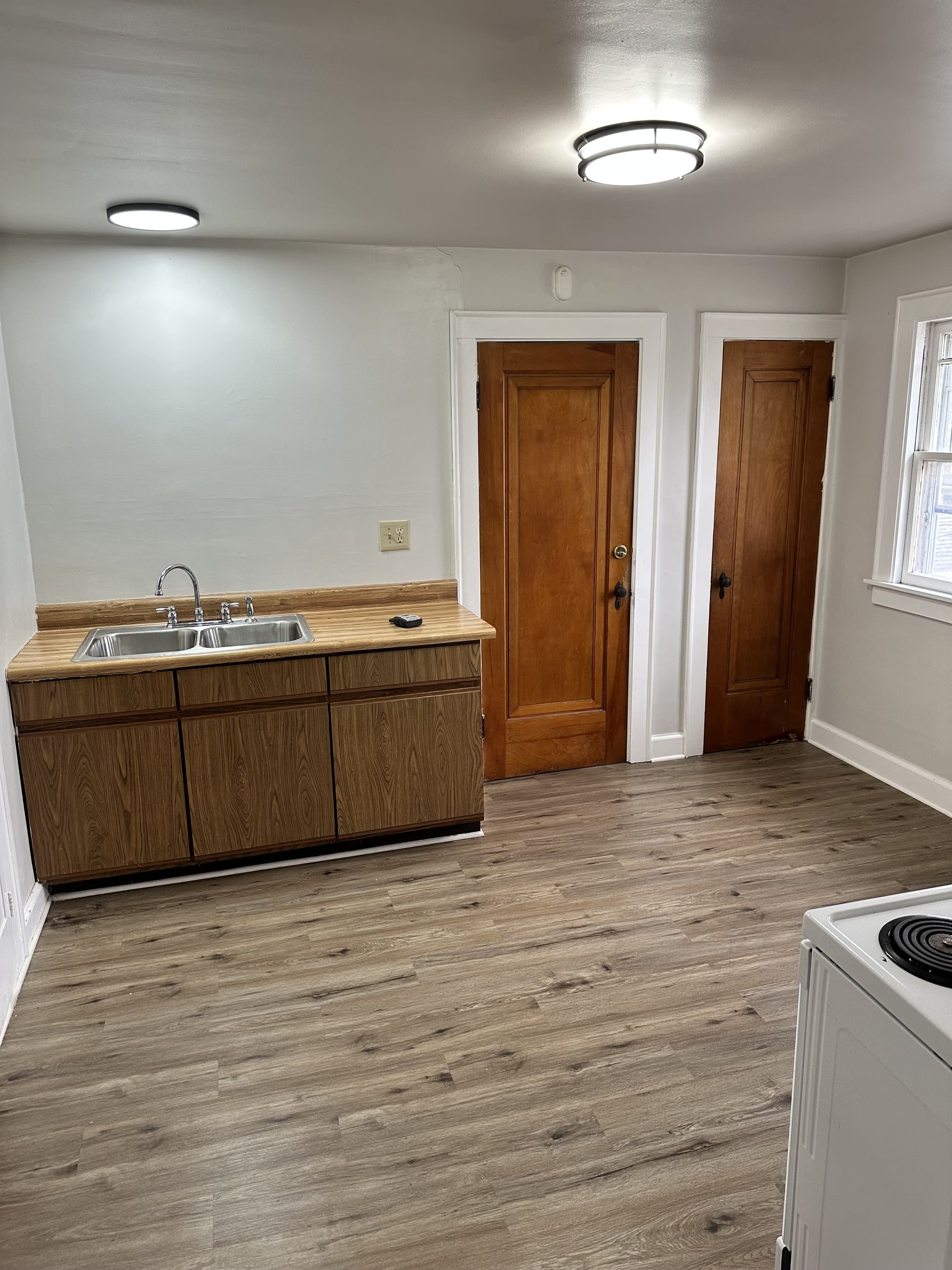 3711 Wright Avenue – photo 1