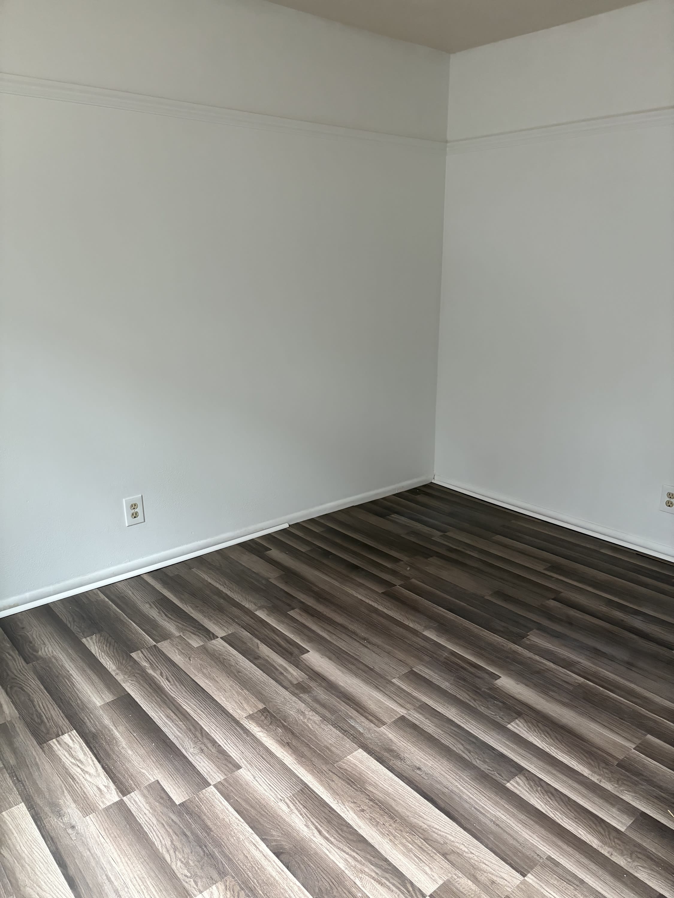 677 North 440 West Street – photo 5