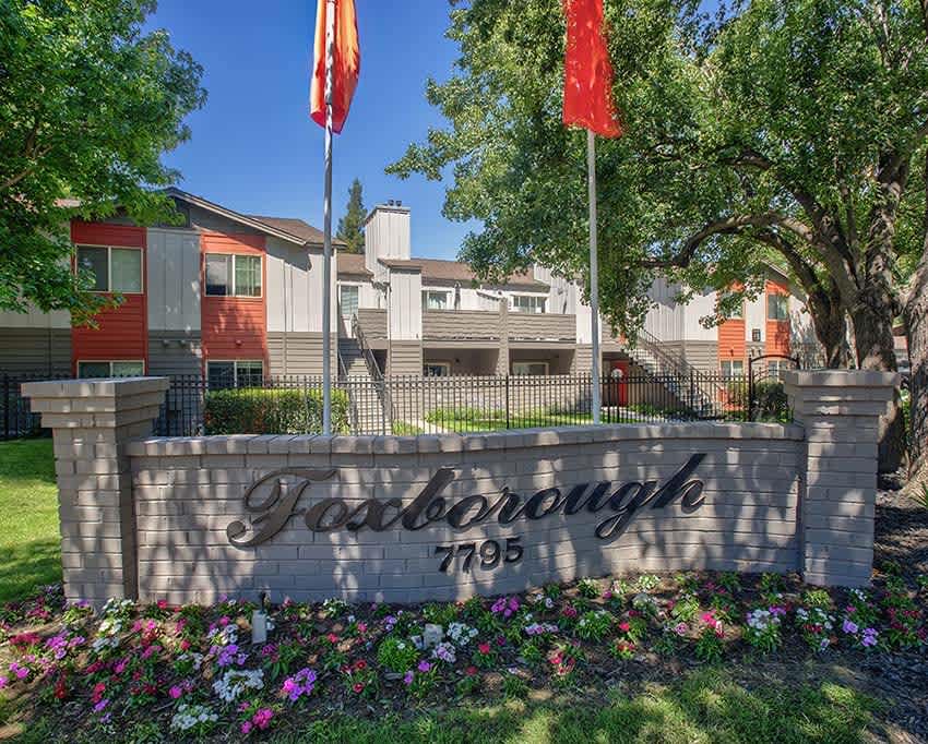 MONTEREY GARDEN APARTMENTS – photo 1