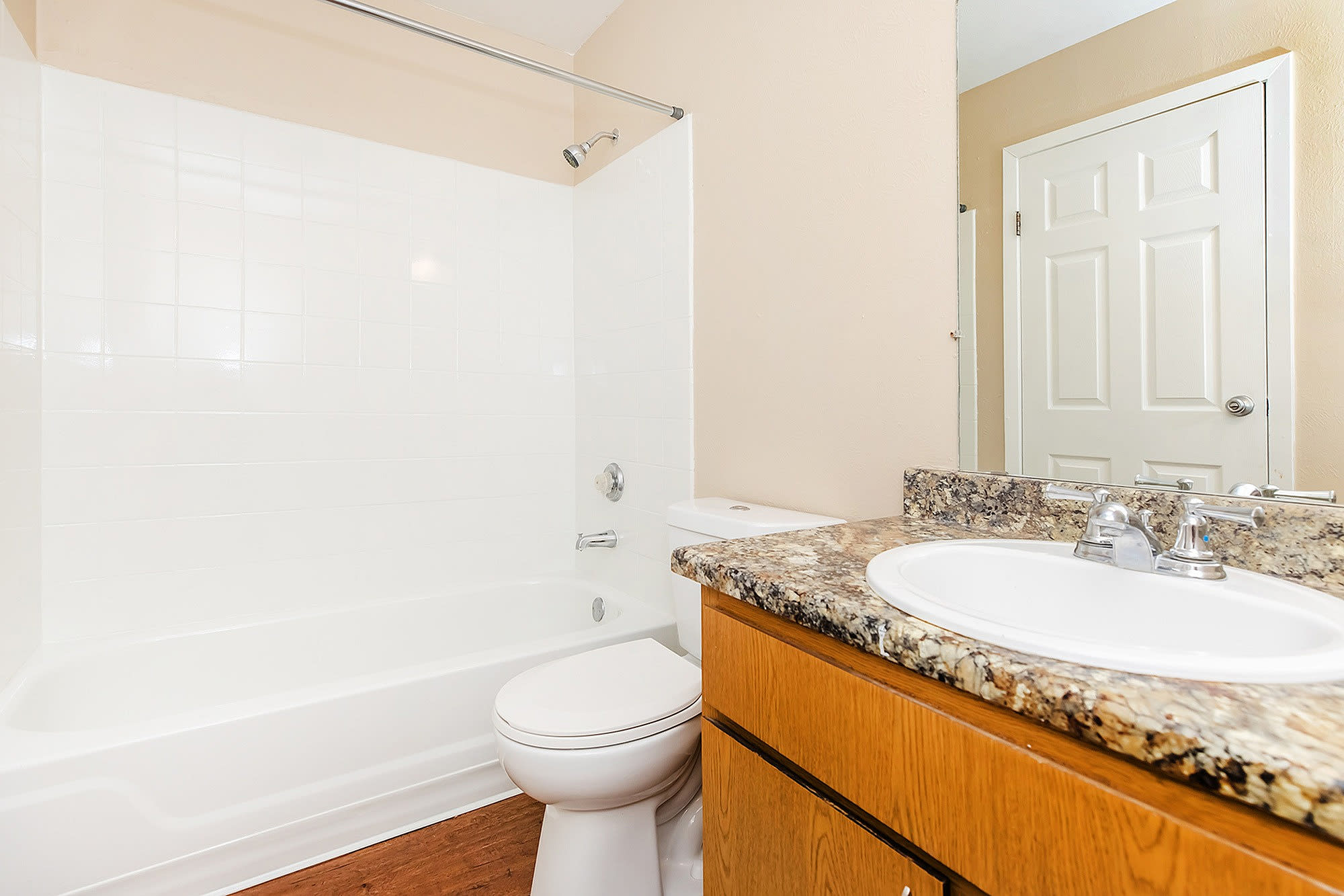 Knollwood Apartments – photo 5