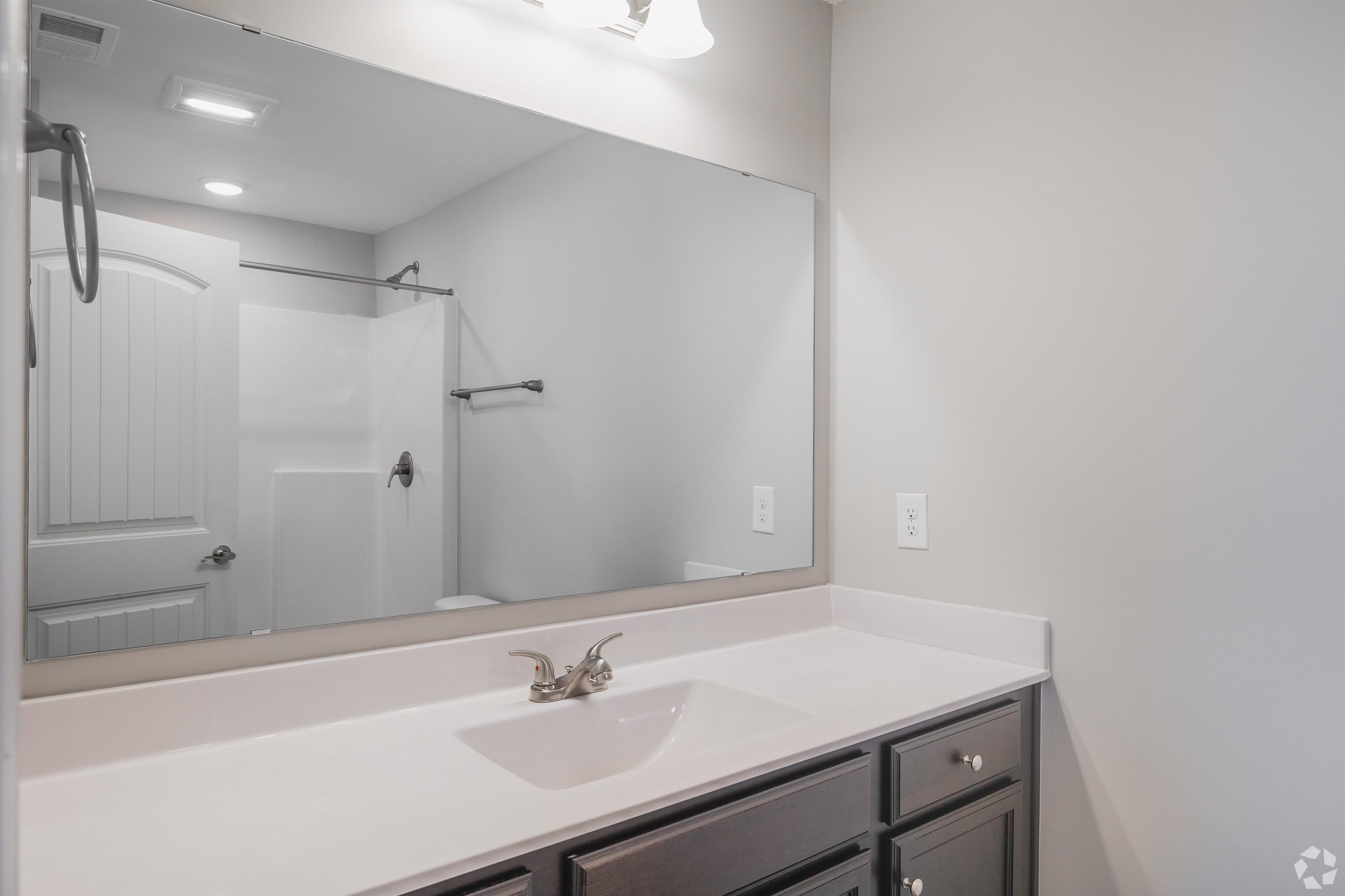 755 Charter Dr. – photo 4