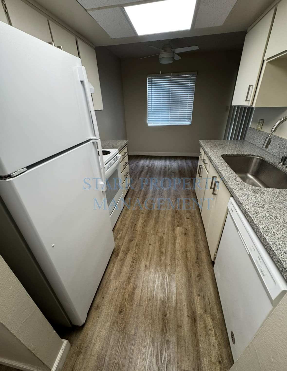 328 Northbank Ct Apt 61 – photo 5