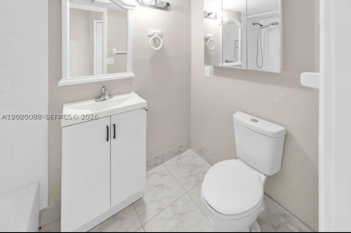 18801 NE 2nd Ave – photo 5