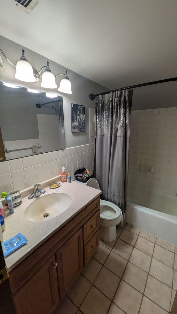 747 11Th Ave 5 – photo 3