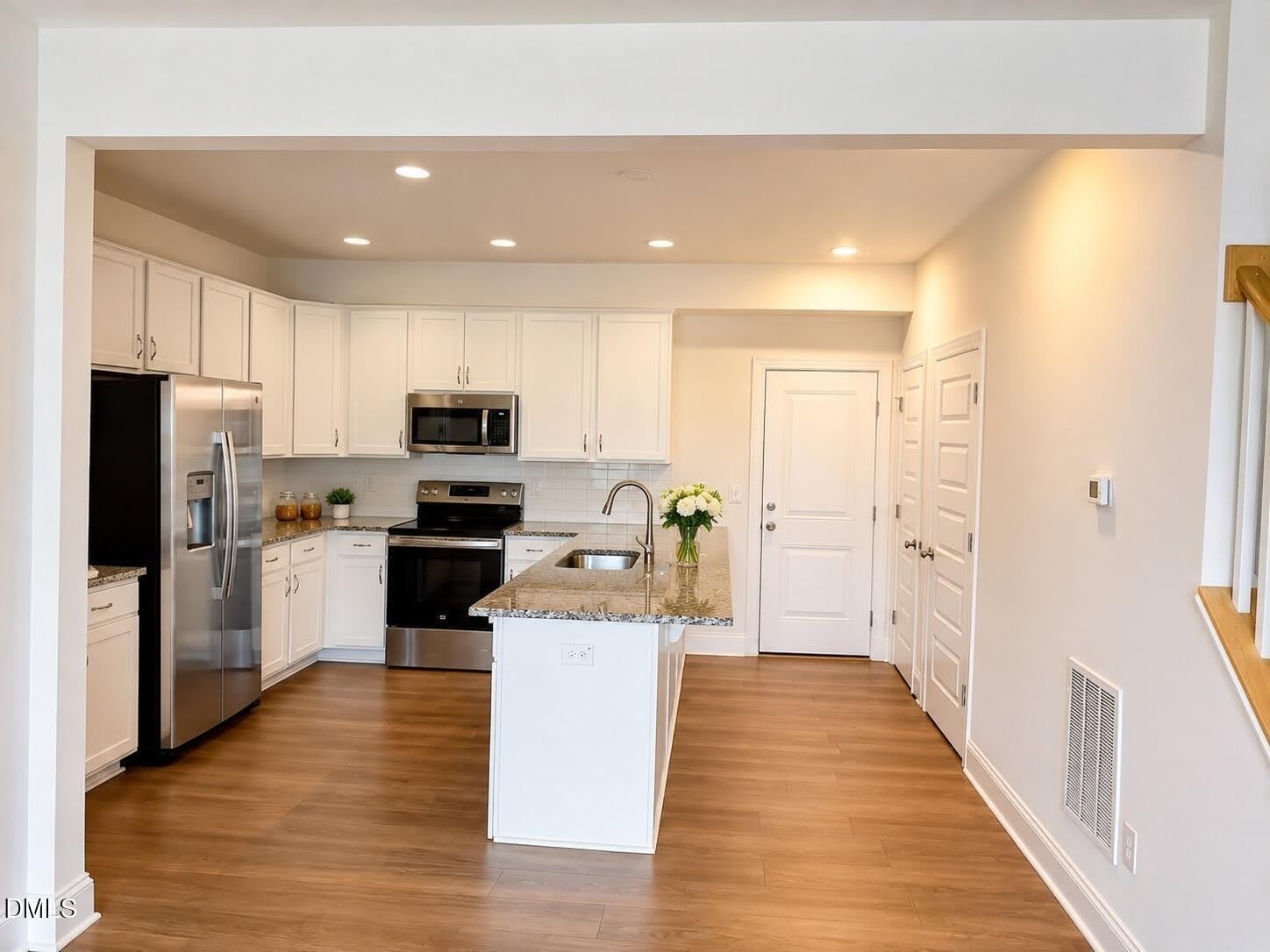 602 Market Grove Drive – photo 1