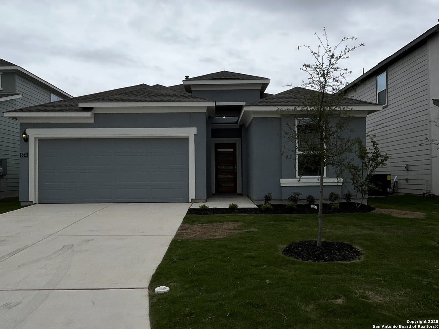 8234 Sunrise Glen – photo 1