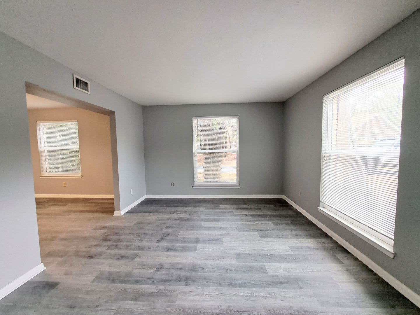 4BR/3BA Updated Home – photo 3