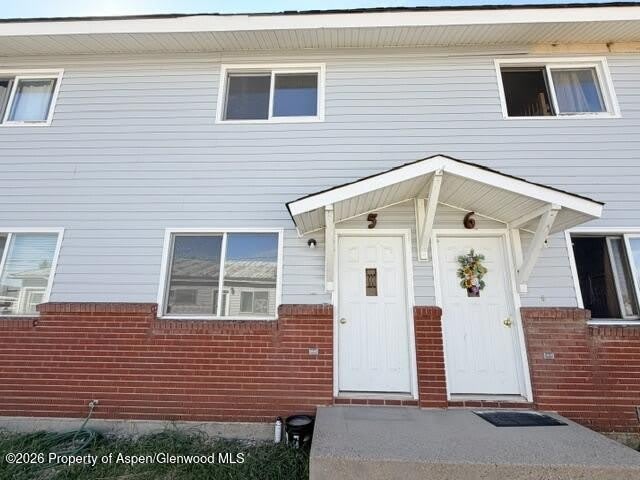 343 W Lincoln Avenue #5 – photo 2