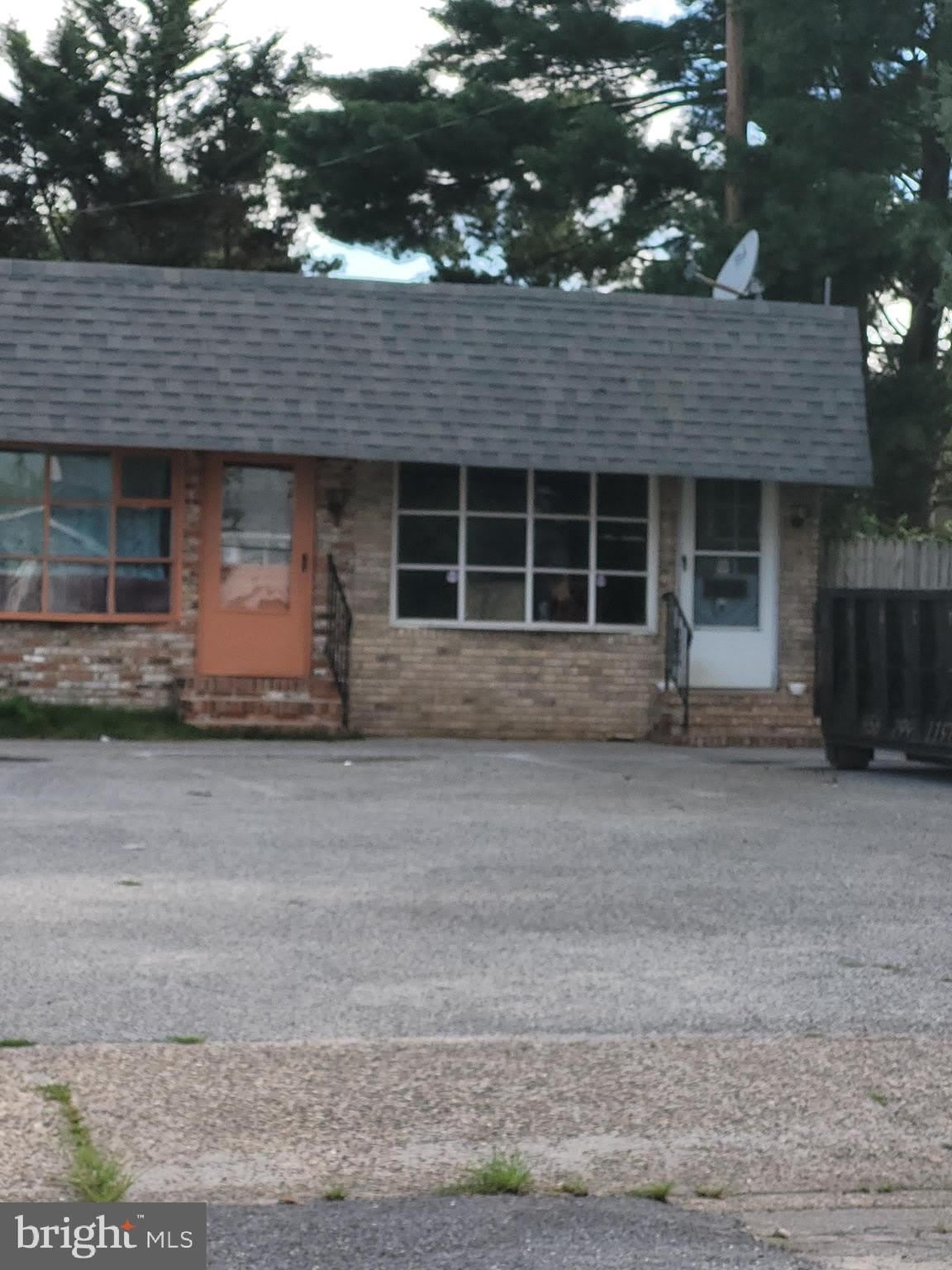 11 N VIRGINIA Avenue – photo 1