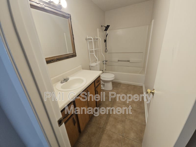 6 Clyde St – photo 3