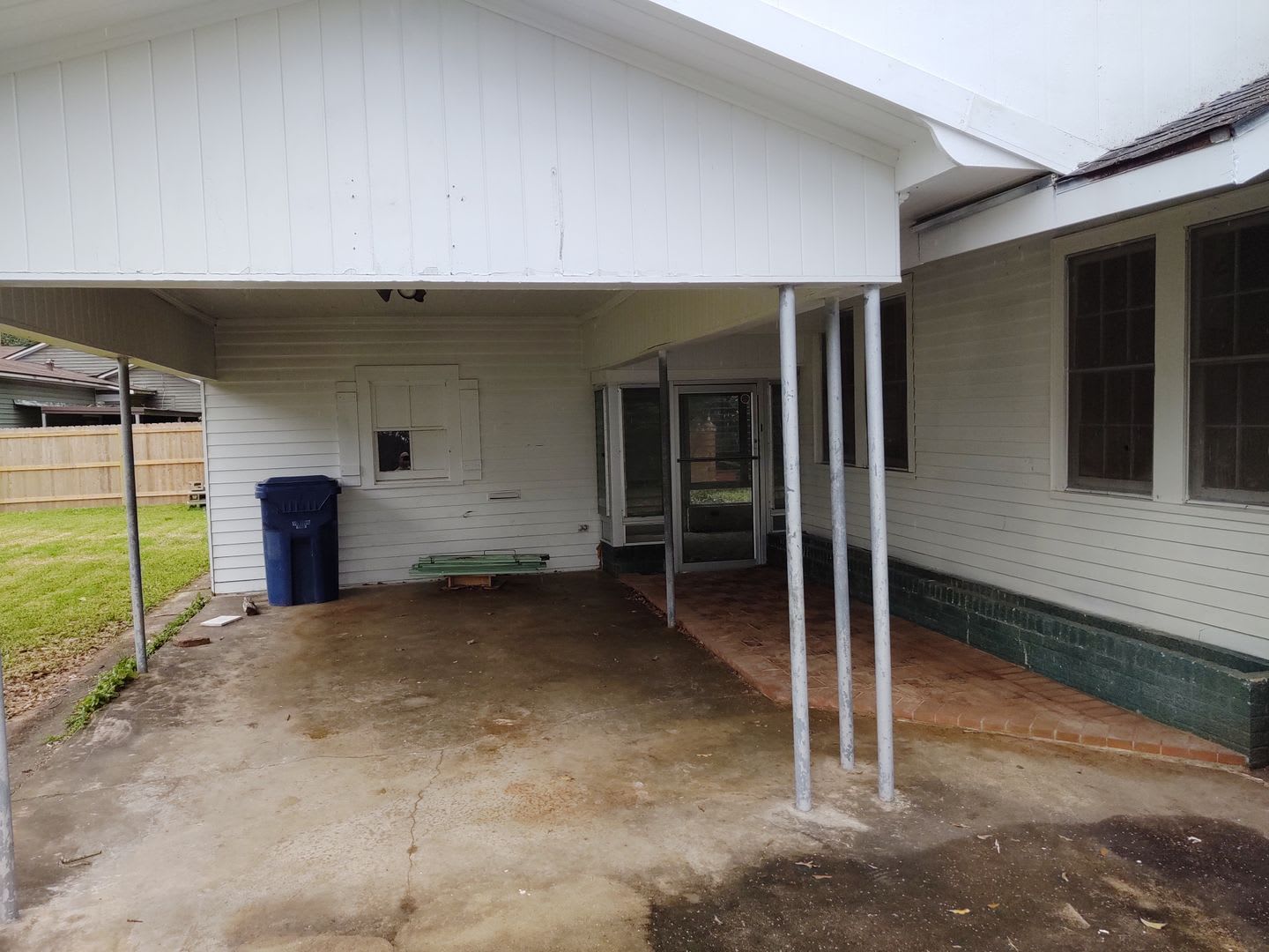Cute 2BR/1BA Cottage With Lots of Extras! – photo 2