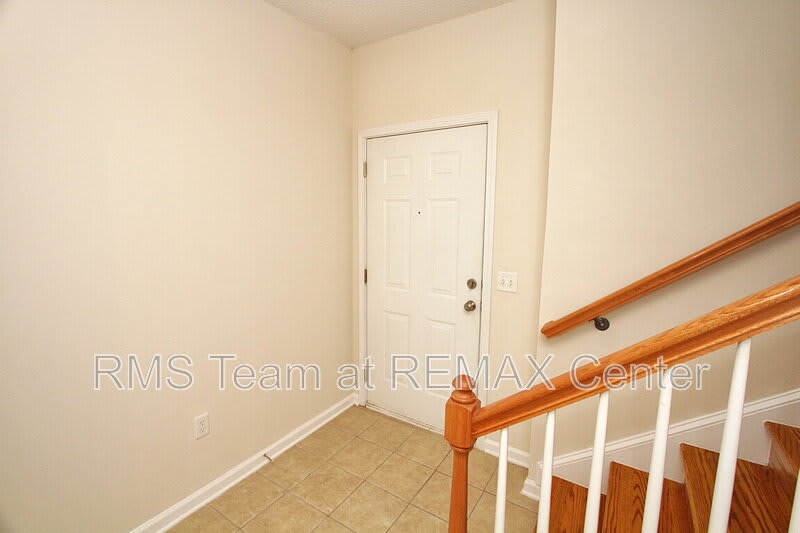3500 Sweetwater Rd – photo 2