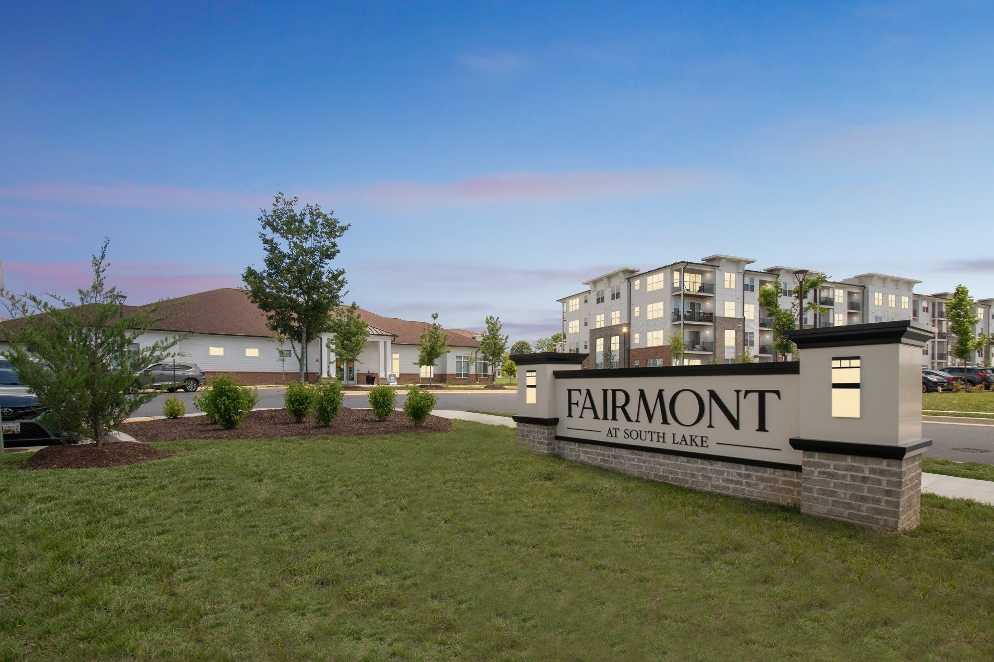 Fairmont at South Lake – photo 2