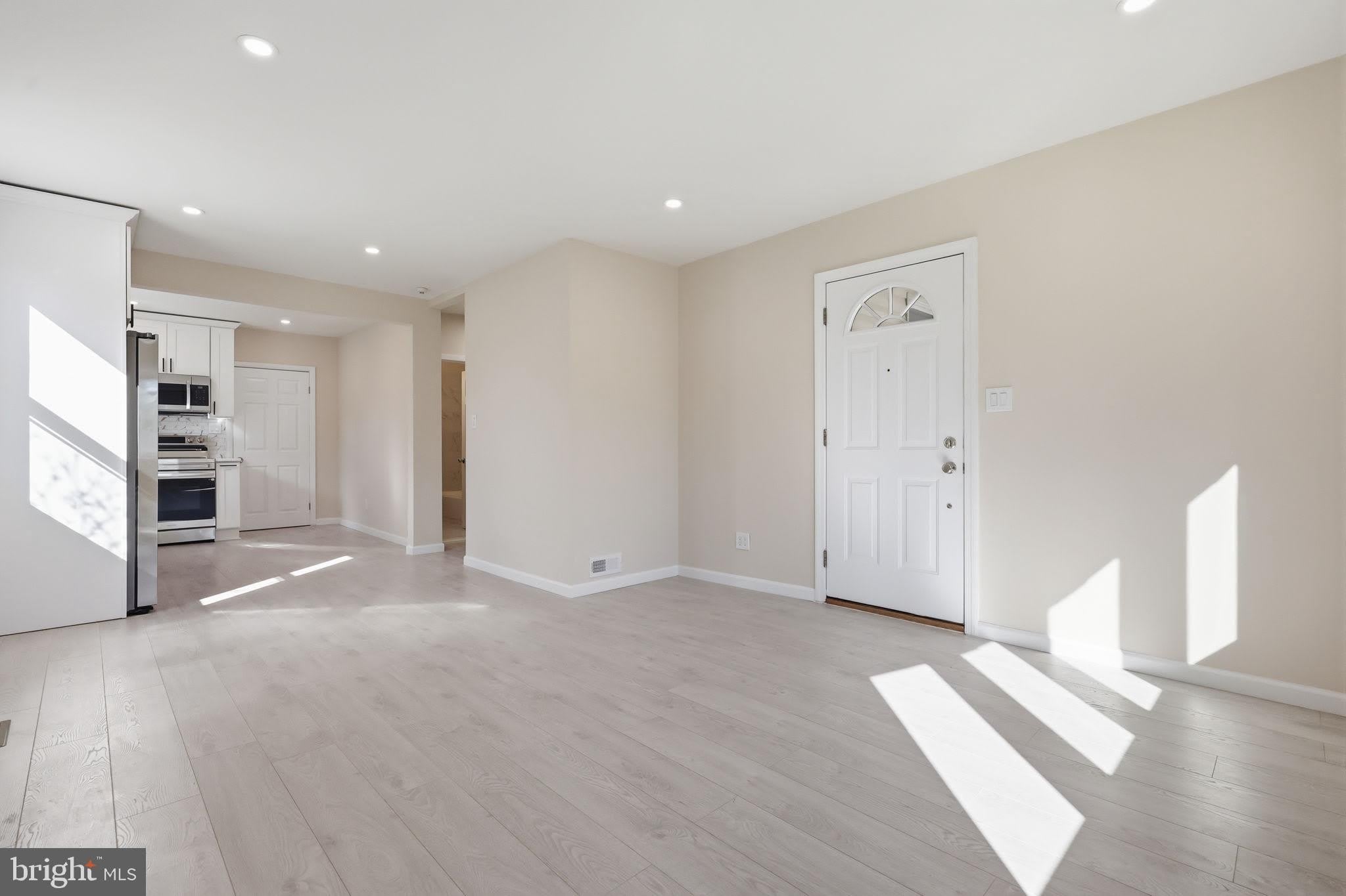 110 ELMWOOD Avenue – photo 5