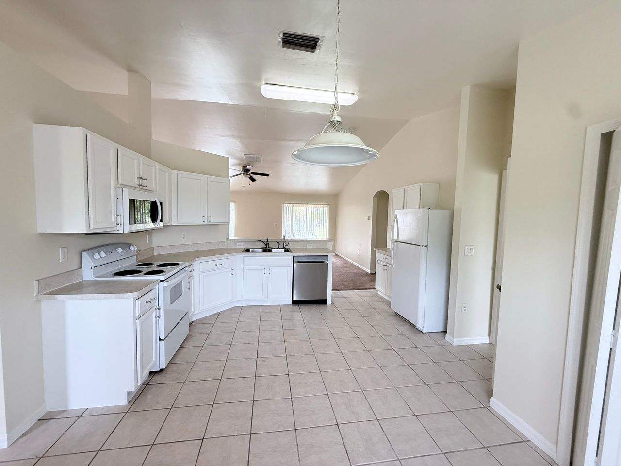 706 Oro Ave S – photo 2