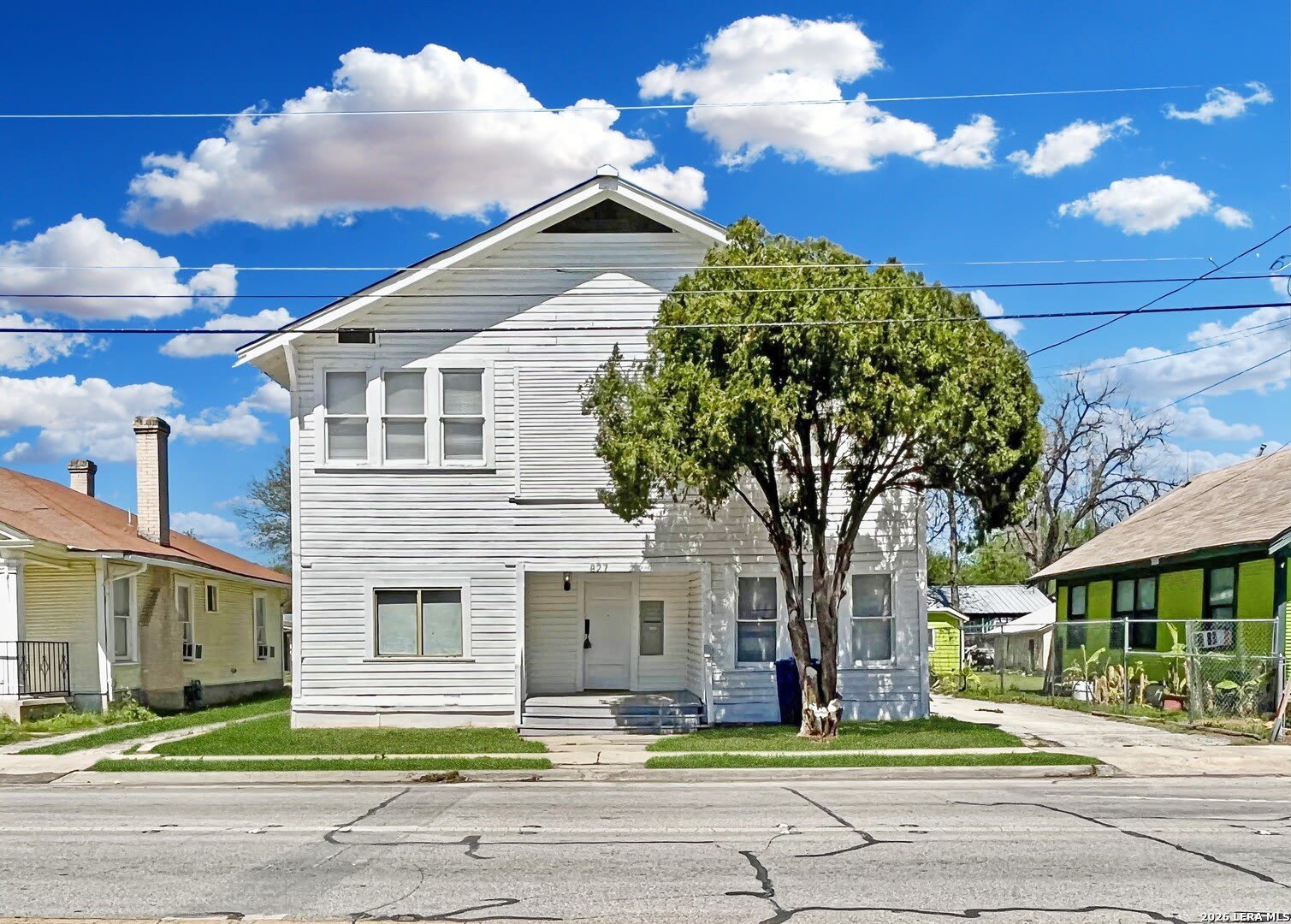 827 Steves Ave – photo 1