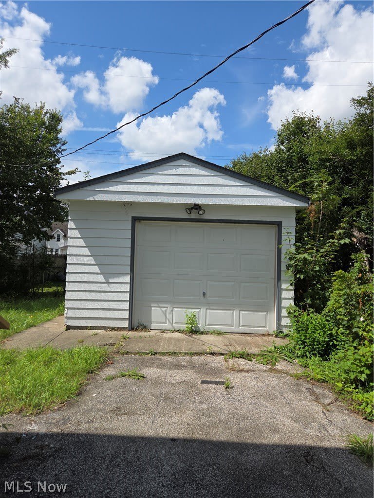 3618 E 105th Street – photo 2