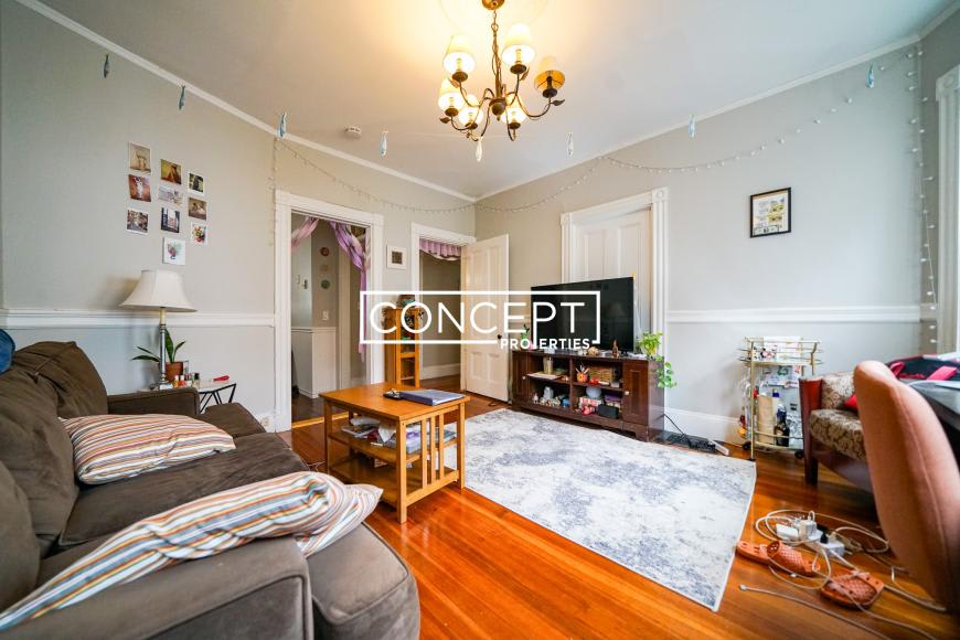 21 Sparks St. – photo 2