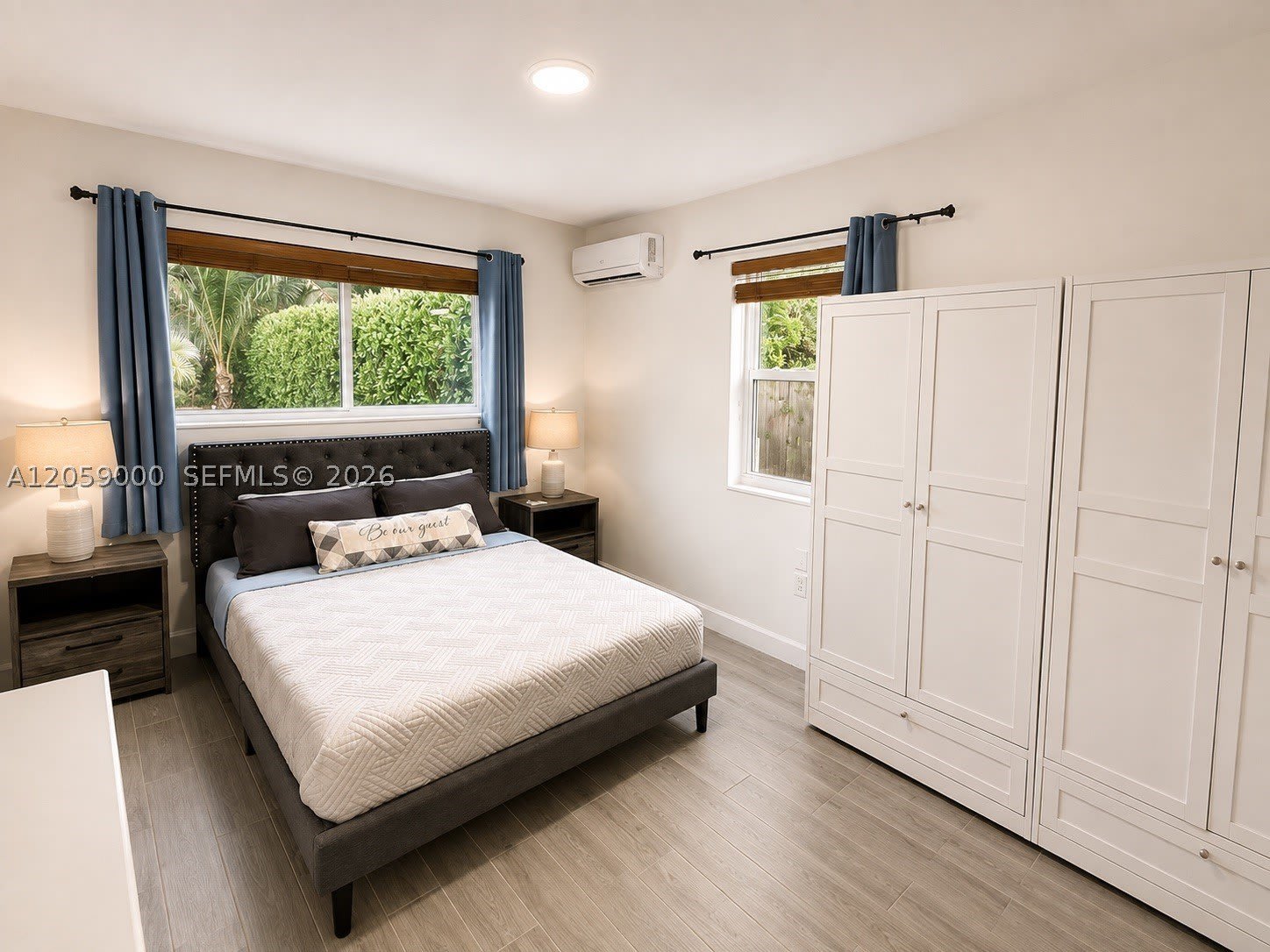 1430 NE 149th St – photo 1