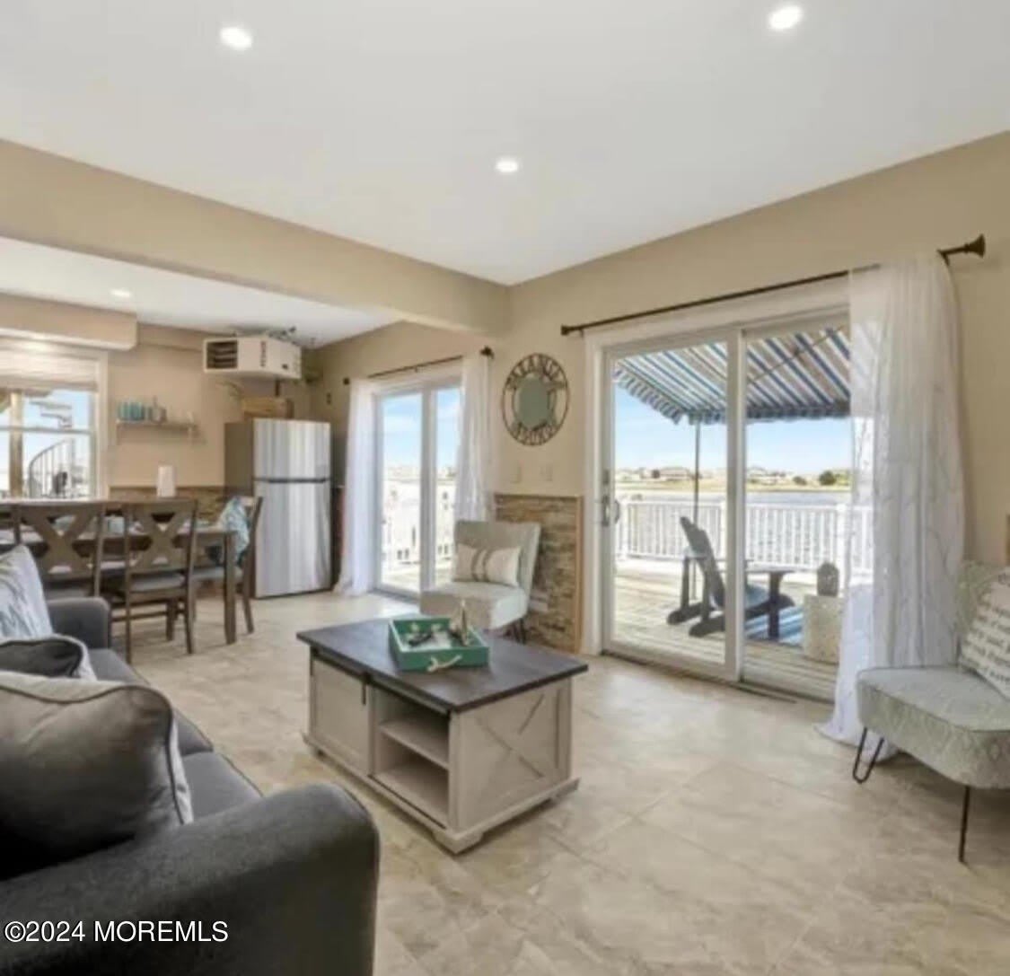 18 Harborside Drive E – photo 4