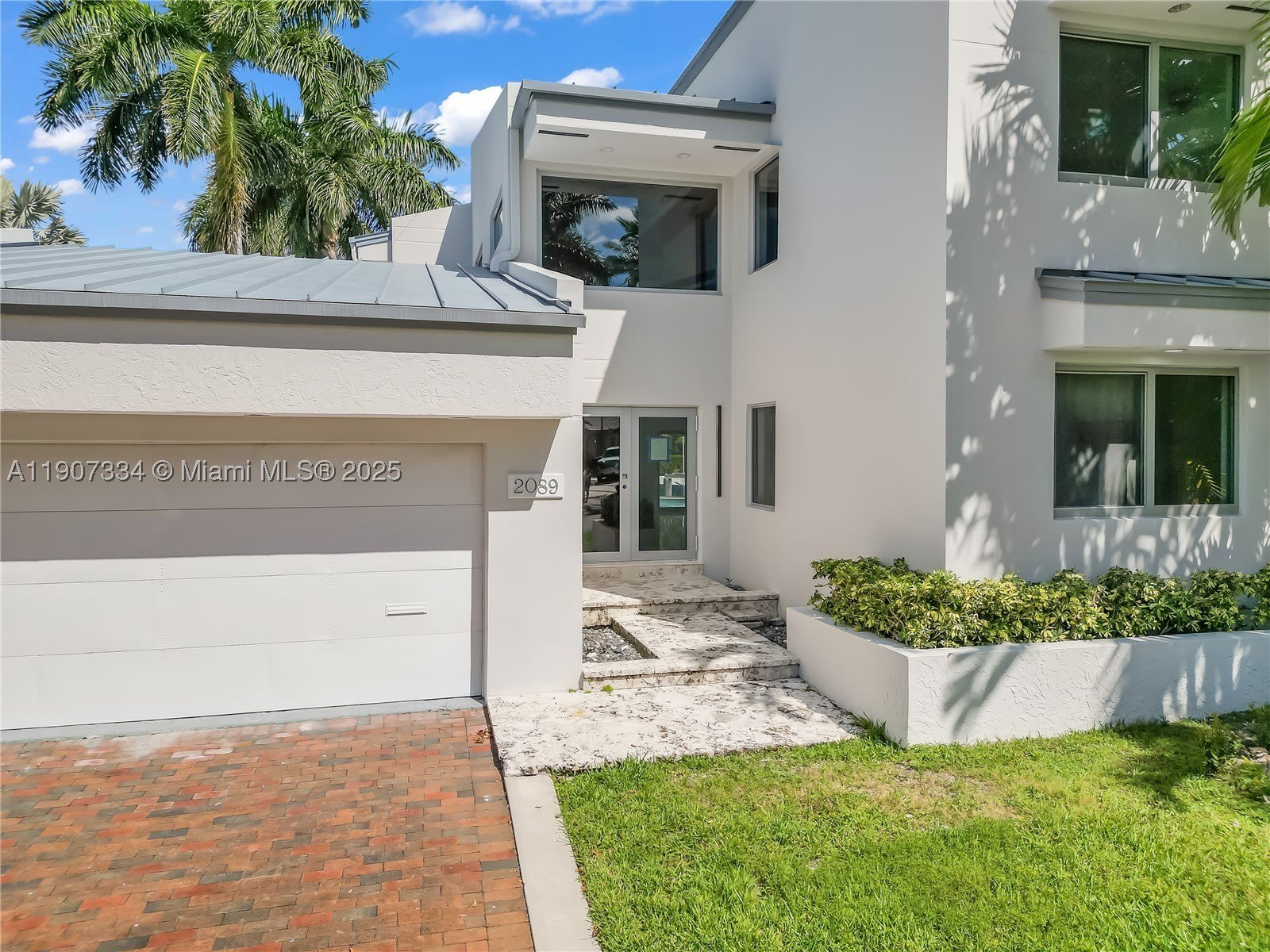 2089 NE 121st Rd – photo 1
