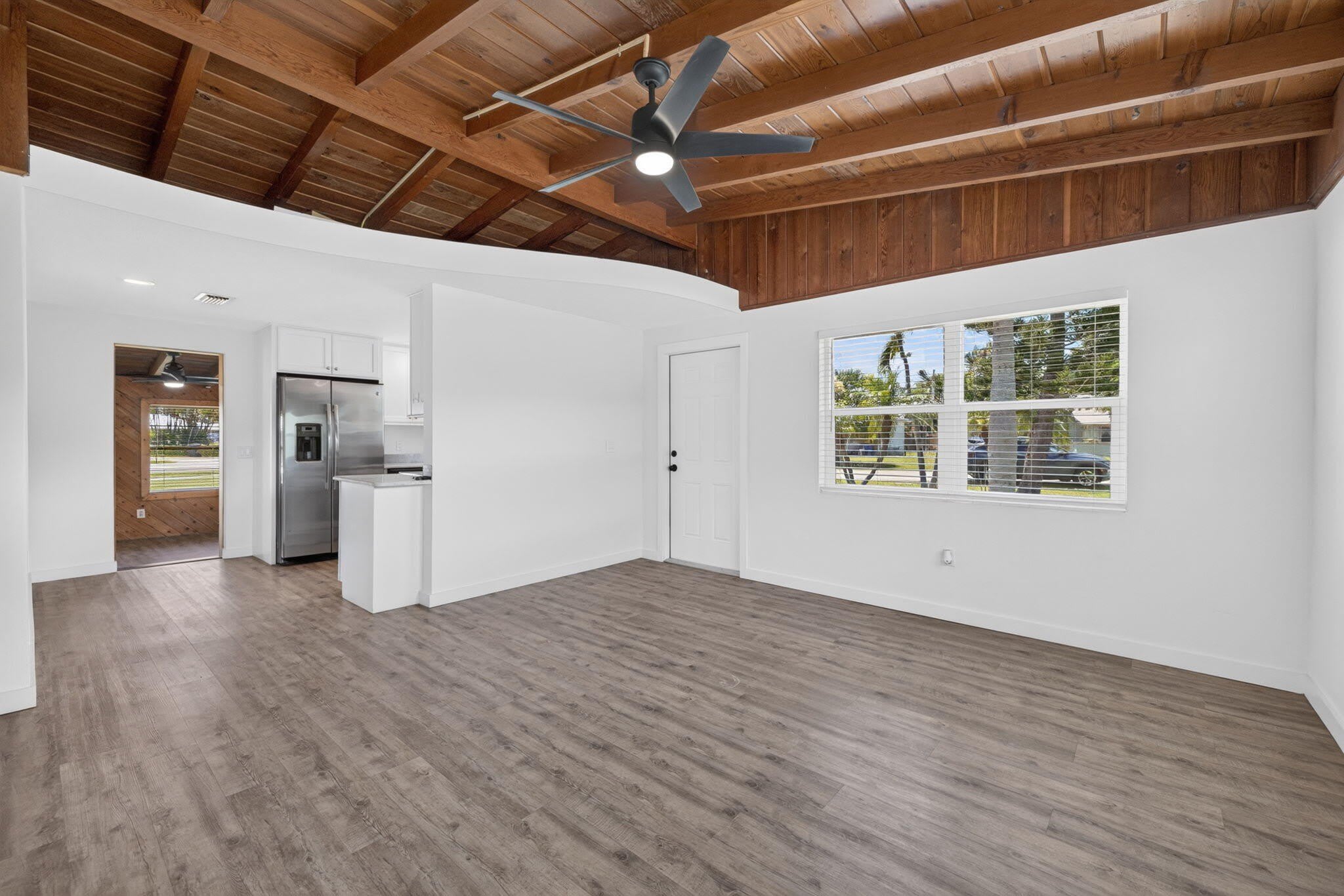 1817 NW AZALEA Street – photo 5