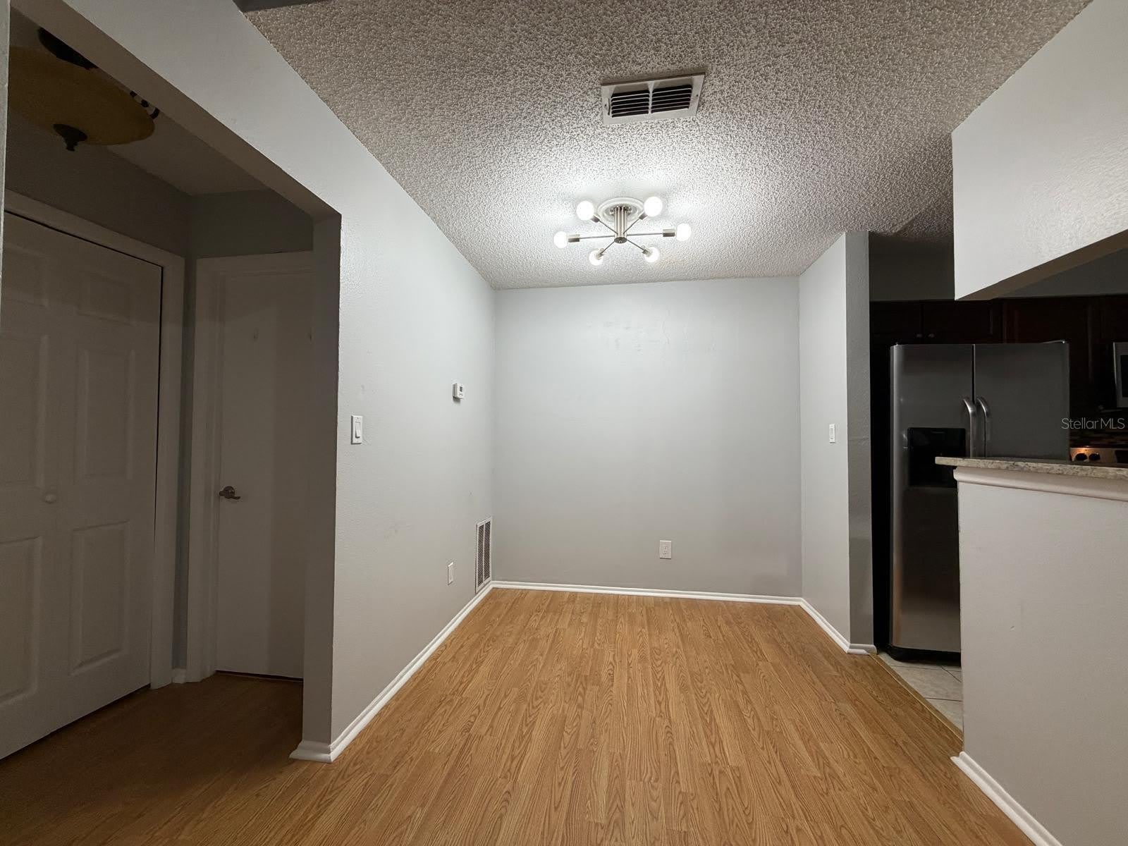 8643 MALLARD RESERVE Drive – photo 2