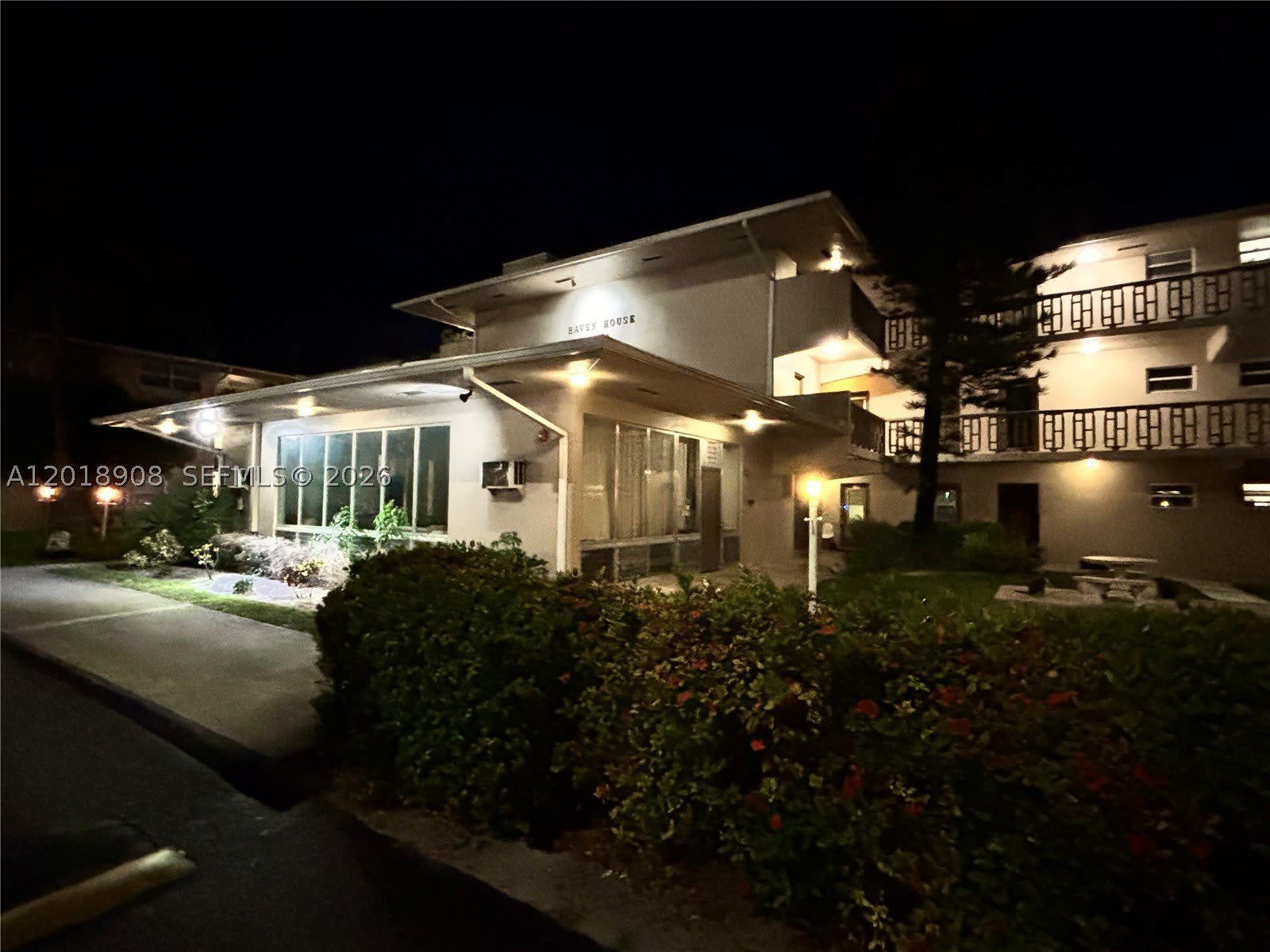 1480 E Sample Rd – photo 2