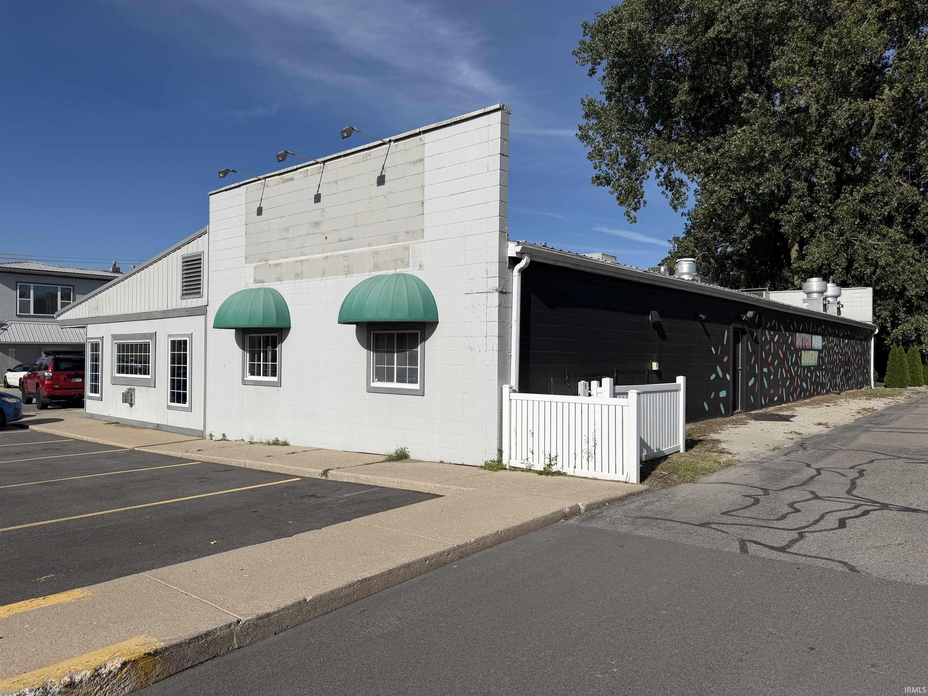 508 W Lincoln Avenue – photo 2