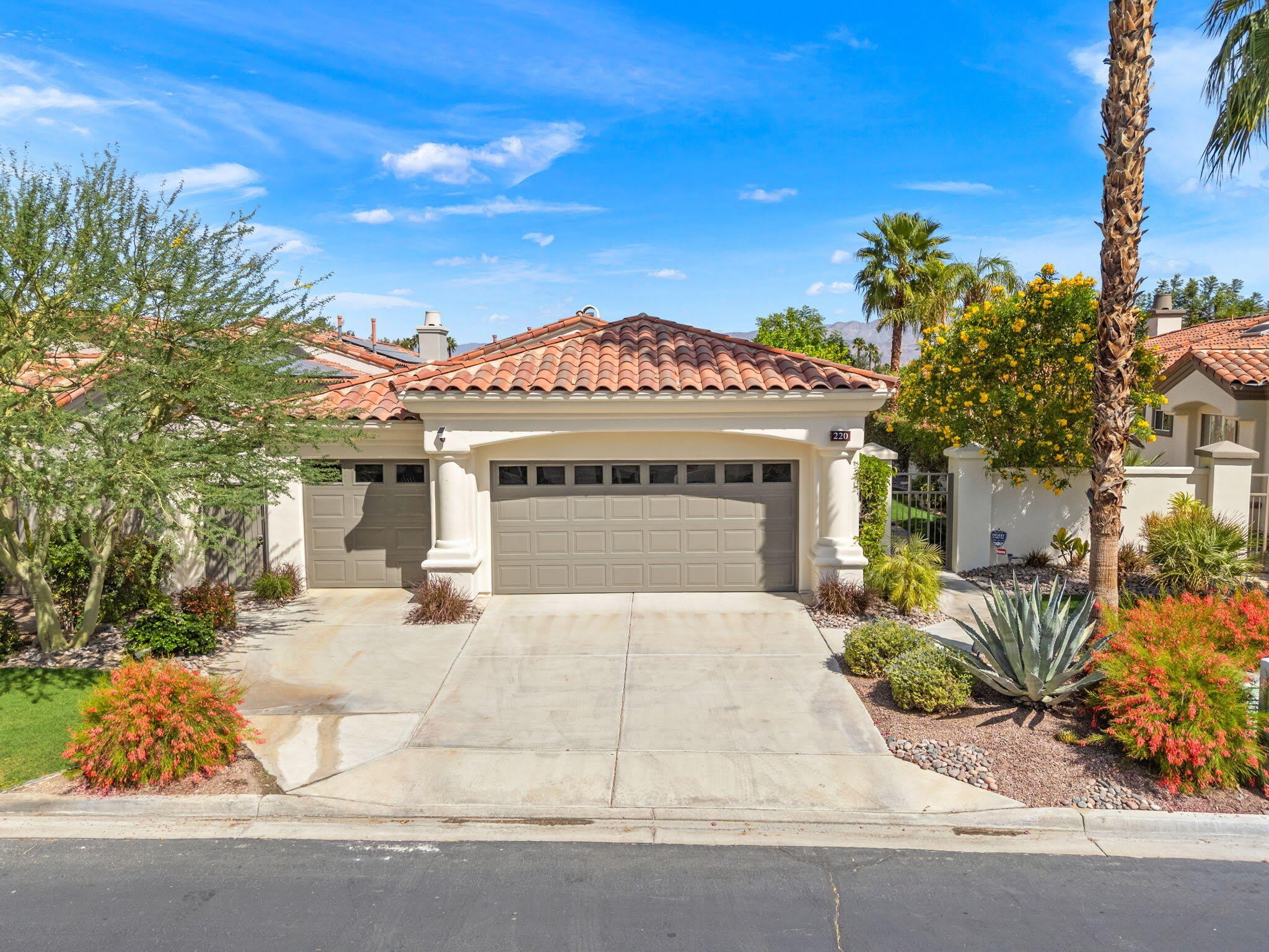 220 Tomahawk Drive – photo 4