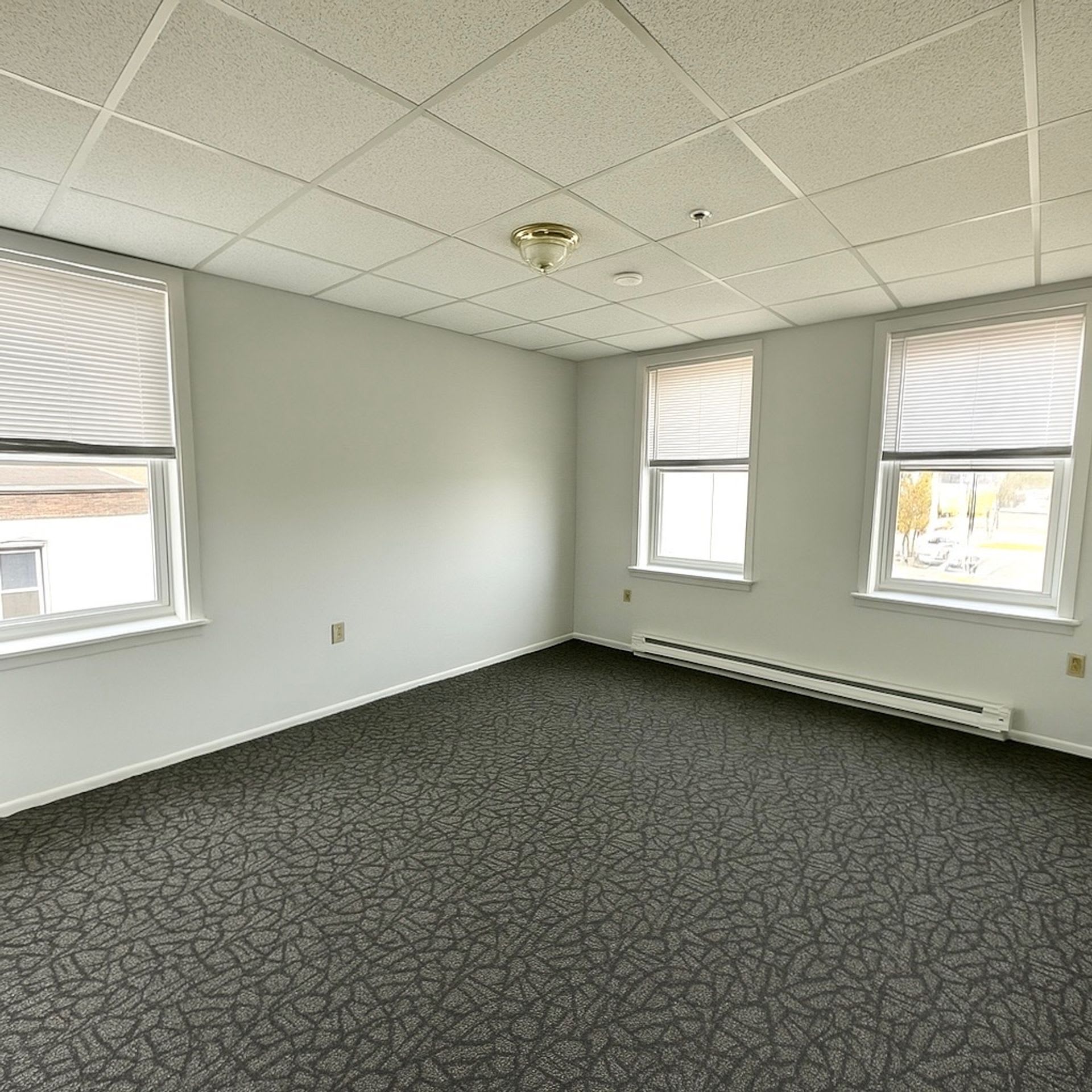 325 Market, Apt. 5 – photo 5