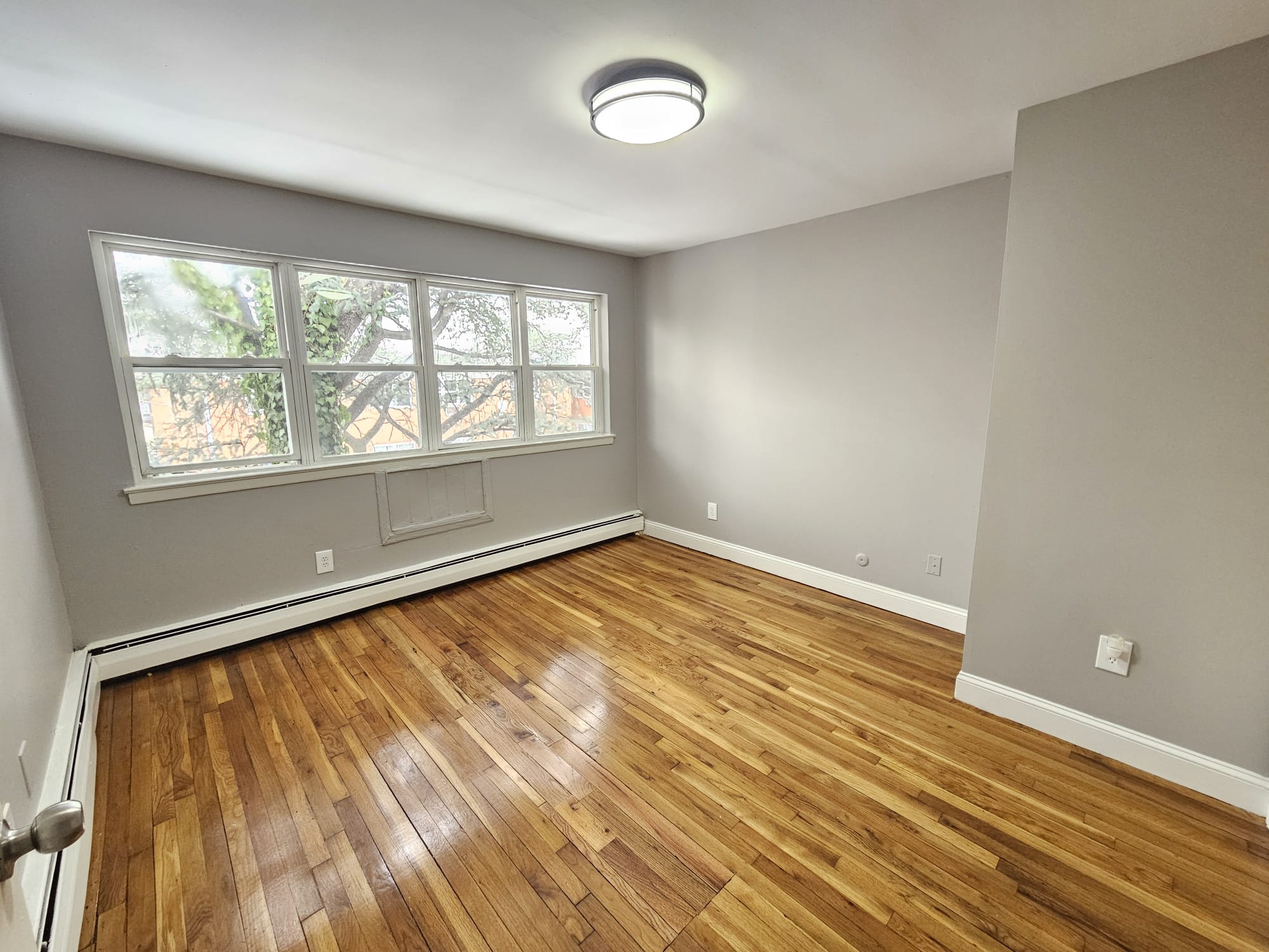 369 Park Ave – photo 5
