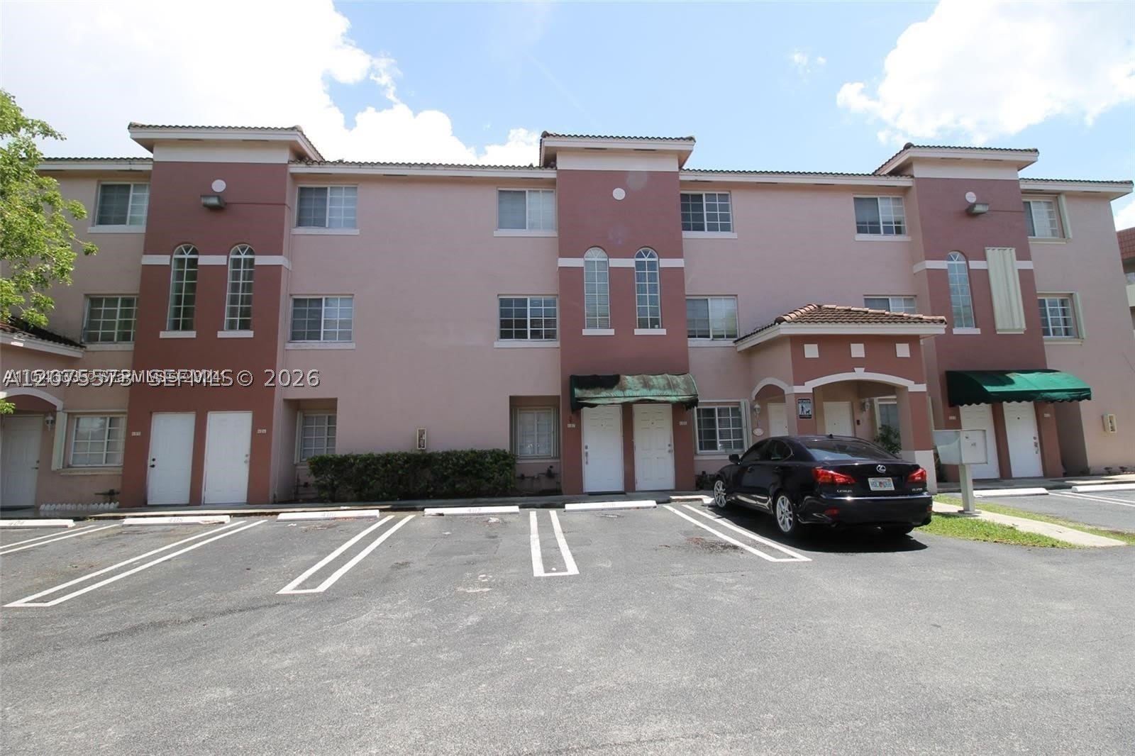 12005 SW 14th St – photo 1