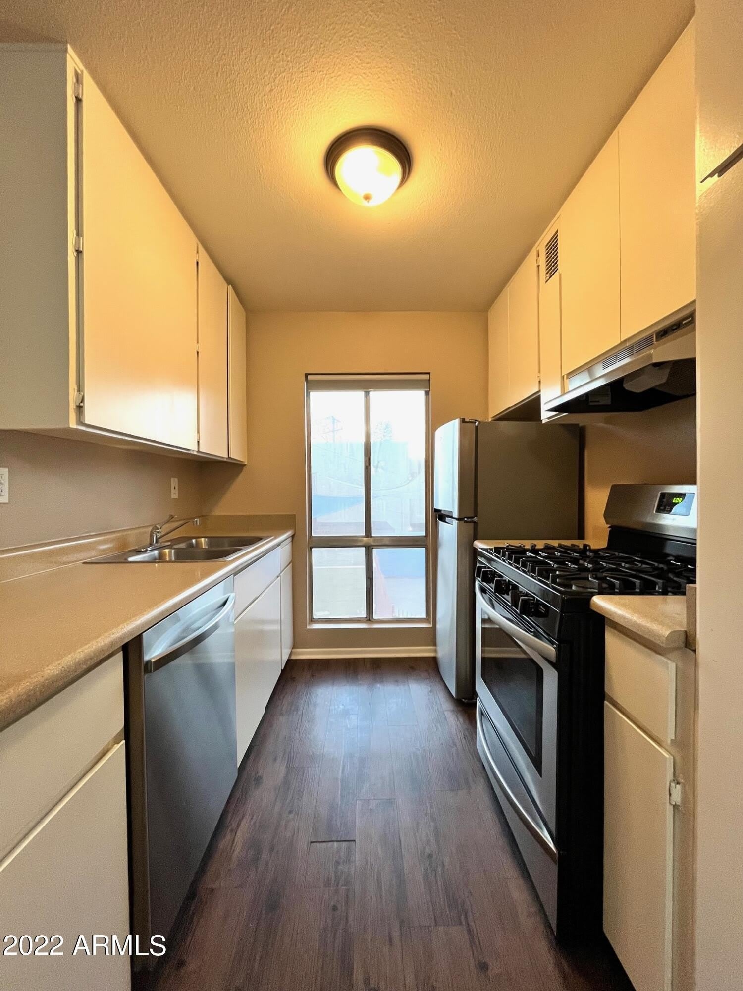 1701 W TUCKEY – photo 4