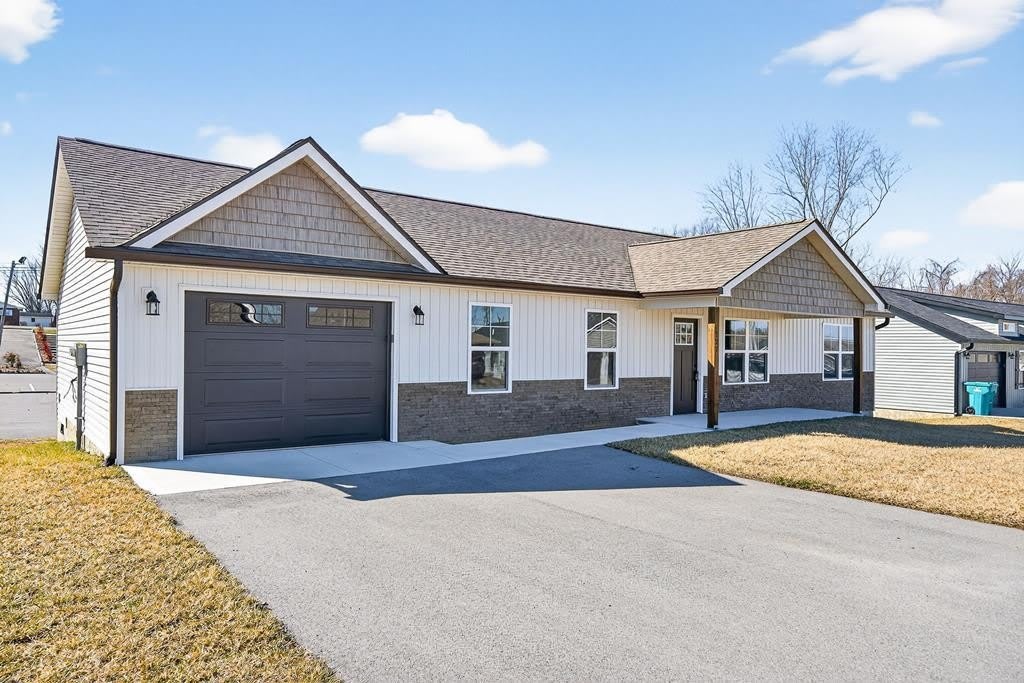 127 Sky View Meadow Drive – photo 2